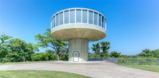 ‘Jetsons’ house for sale in Oklahoma