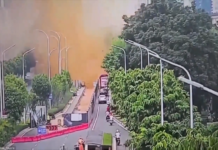 Poop exploded everywhere in China Poop exploded everywhere in China